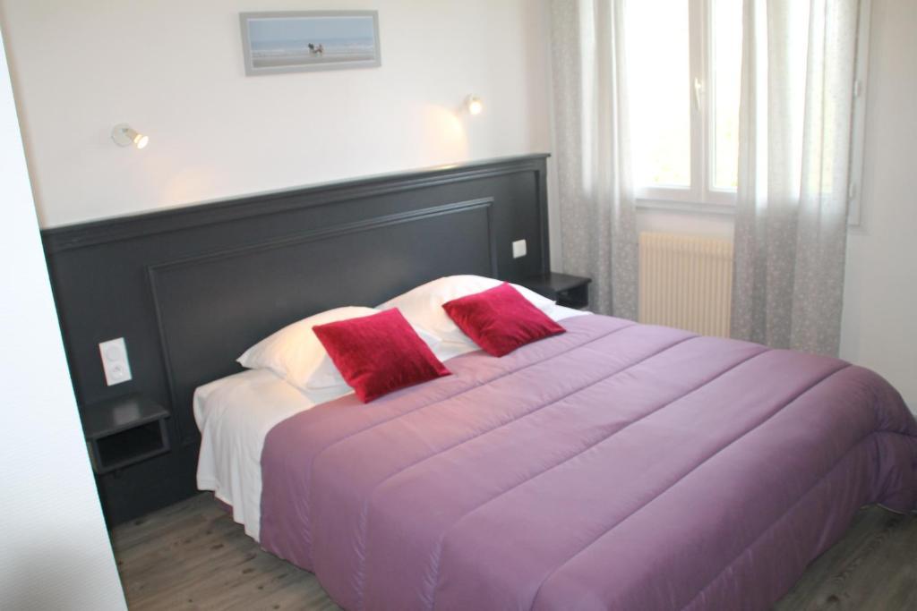 Cozy Hotel Logis Morlaix Plouigneau الغرفة الصورة
